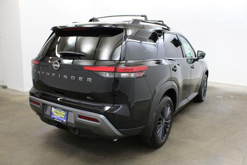Super Black 2026 Nissan Pathfinder SL