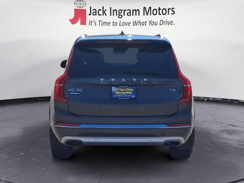 2021 Volvo XC90 T6 Inscription
