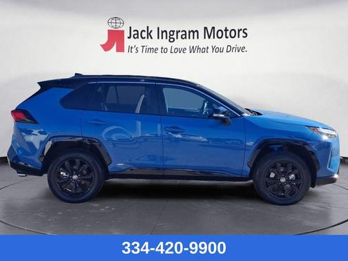 2023 Toyota RAV4 Hybrid SE