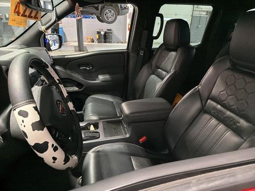 Red Alert 2022 Nissan Frontier PRO-4X
