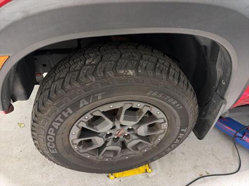 Red Alert 2022 Nissan Frontier PRO-4X