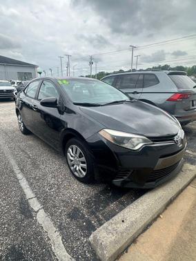 Black Sand Pearl 2016 Toyota Corolla LE