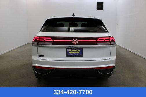 2026 Volkswagen Atlas Cross Sport 2.0T SE w/Technology