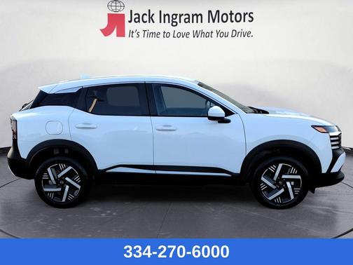 2025 Nissan Kicks SV