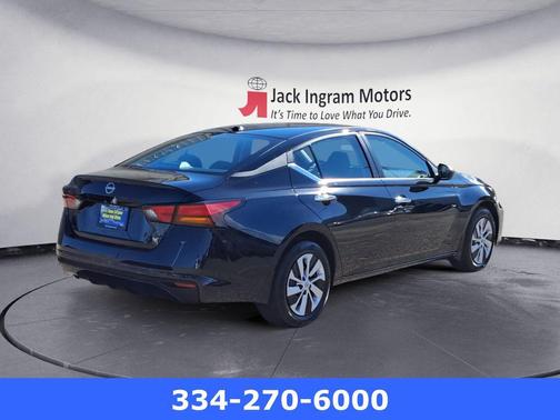 2025 Nissan Altima S FWD