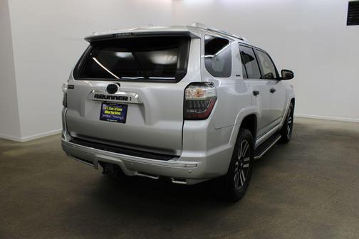 Classic Silver Metallic 2016 Toyota 4Runner Limited