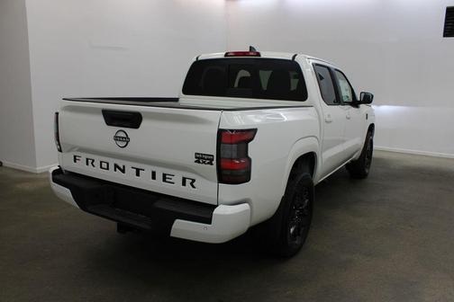 Glacier White 2026 Nissan Frontier SV