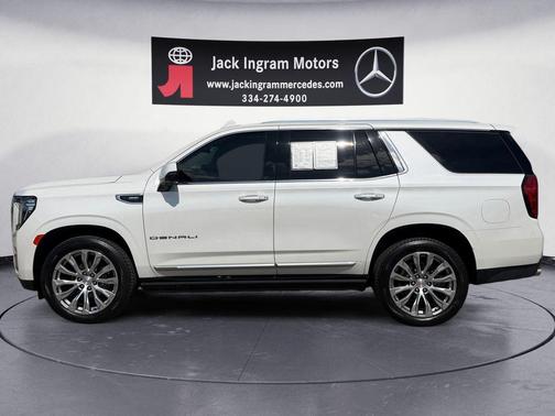 White Frost Tricoat 2022 GMC Yukon Denali