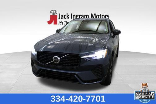 2024 Volvo XC60 Recharge Plug-In Hybrid T8 Core Dark Theme