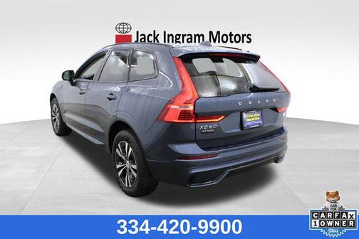 2024 Volvo XC60 Recharge Plug-In Hybrid T8 Core Dark Theme