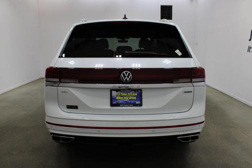 Opal White Pearl 2025 Volkswagen Atlas 2.0T SEL Premium R-Line 4MOTION