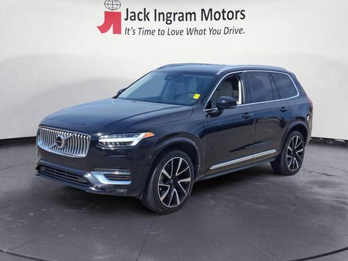 2023 Volvo XC90 B6 Plus 7-Seater