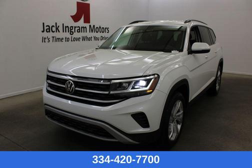 Pure White 2022 Volkswagen Atlas 2.0T SE w/Technology