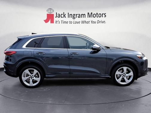 2025 Audi Q5 Premium Plus TFSI quattro S tronic