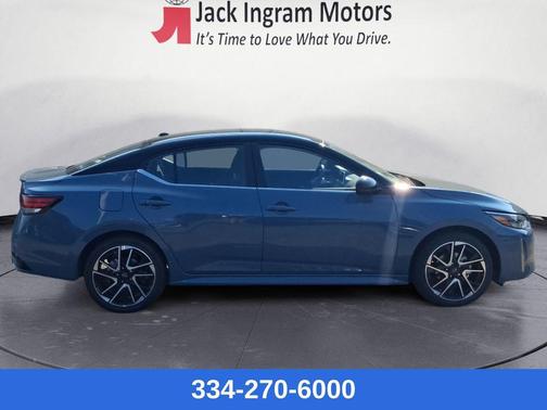 2025 Nissan Sentra SR