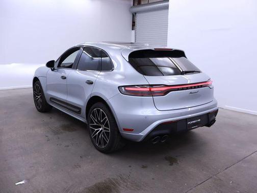 2024 Porsche Macan Base