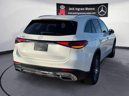 2026 Mercedes-Benz GLC 300 Base