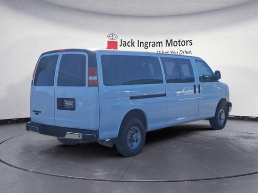 2024 Chevrolet Express 3500 RWD 3500 Extended Wheelbase LT