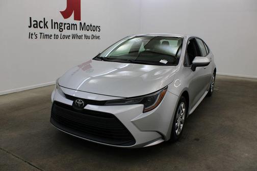 Classic Silver Metallic 2024 Toyota Corolla LE