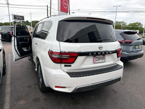 Aspen White 2022 Nissan Armada SL 2WD