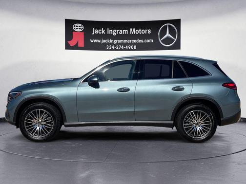 2026 Mercedes-Benz GLC 300 4MATIC