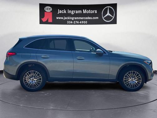 2026 Mercedes-Benz GLC 300 4MATIC