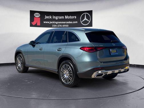 2026 Mercedes-Benz GLC 300 4MATIC