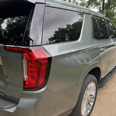 Frosted Pine Metallic 2023 GMC Yukon Denali