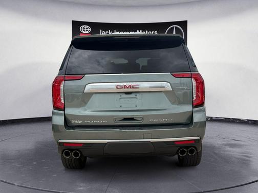 Frosted Pine Metallic 2023 GMC Yukon Denali