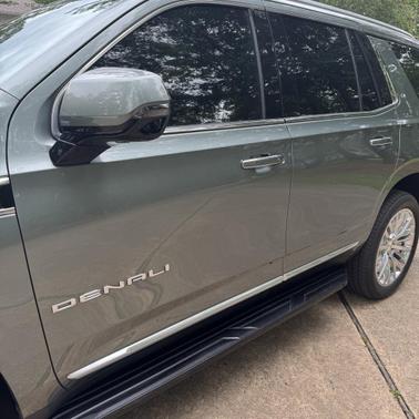 Frosted Pine Metallic 2023 GMC Yukon Denali