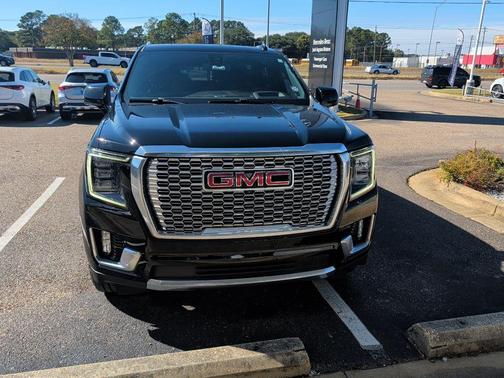 Onyx Black 2022 GMC Yukon Denali