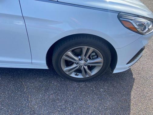 2019 Hyundai SONATA Limited