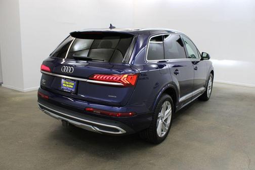 2021 Audi Q7 55 Premium Plus