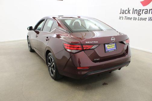 Rosewood 2025 Nissan Sentra SV