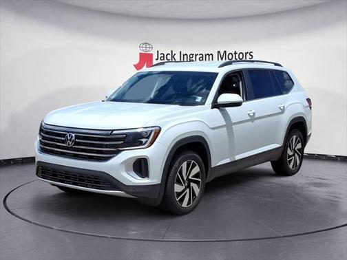 2025 Volkswagen Atlas 2.0T SE w/Technology