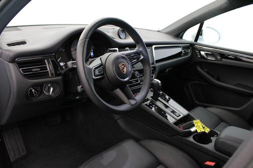 2024 Porsche Macan S