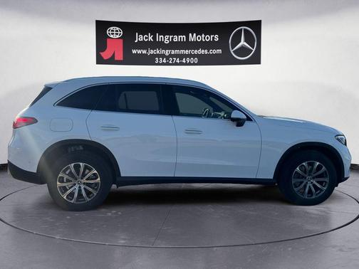 2026 Mercedes-Benz GLC 300 Base