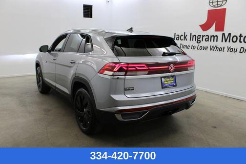 2026 Volkswagen Atlas Cross Sport 2.0T SE w/Technology