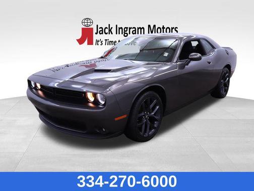 2022 Dodge Challenger SXT