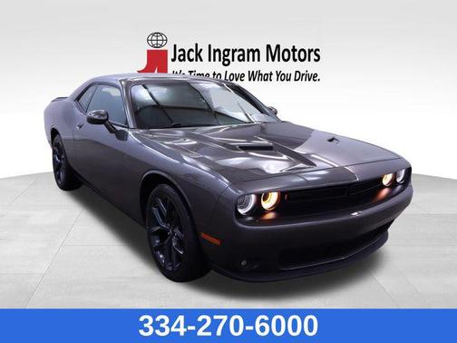2022 Dodge Challenger SXT