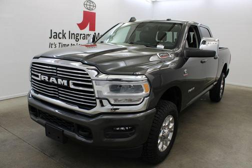 Granite Crystal Metallic Clearcoat 2024 RAM 2500 Laramie Crew Cab 4x4 6'4' Box