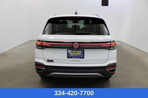 2026 Volkswagen Taos SE