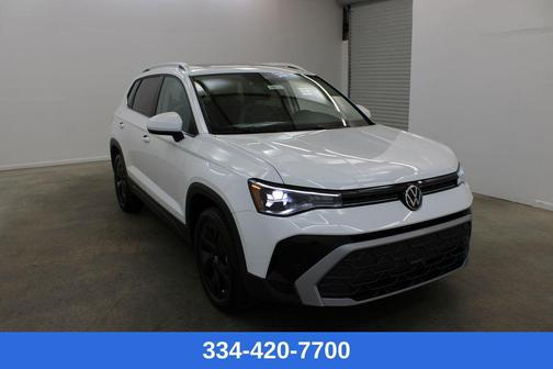 2026 Volkswagen Taos SE