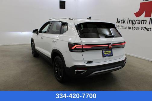 2026 Volkswagen Taos SE