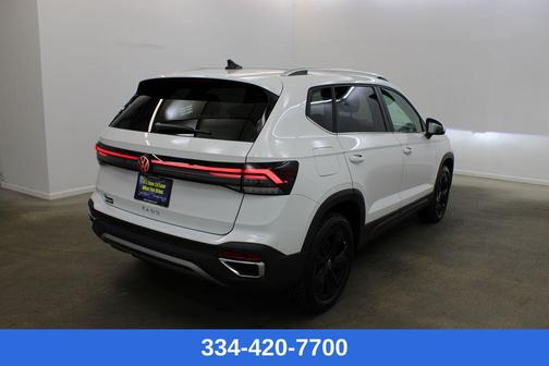 2026 Volkswagen Taos SE