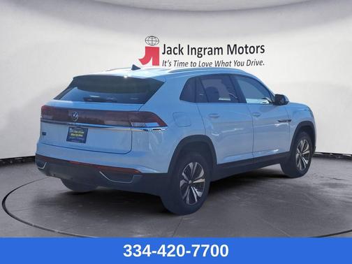 2026 Volkswagen Atlas Cross Sport 2.0T SE