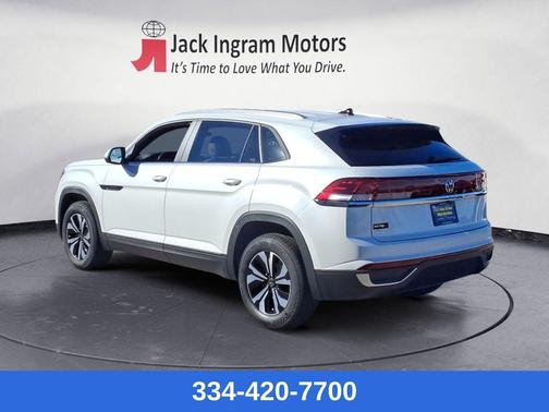 2026 Volkswagen Atlas Cross Sport 2.0T SE