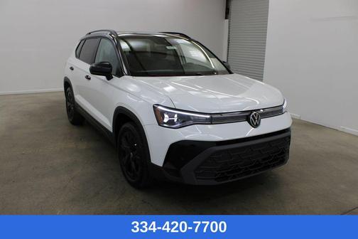 2026 Volkswagen Taos SE Black