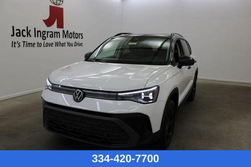 2026 Volkswagen Taos SE Black