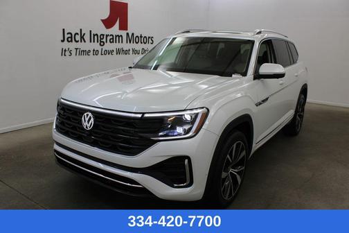 White Pearl 2026 Volkswagen Atlas 2.0T SEL Premium R-Line 4MOTION